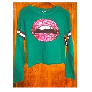 Long sleeve t shirt